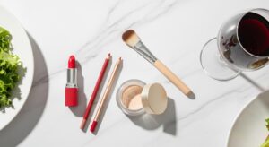 How to Make Lipstick Last Through Dinner: Liner, Layers, and Setting Tricks